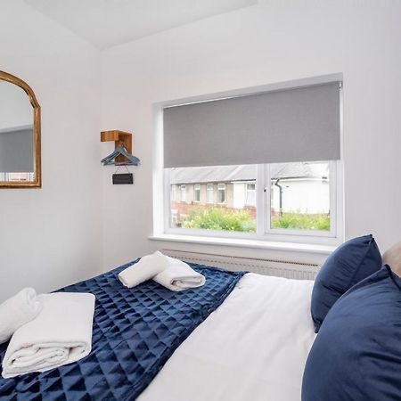 Villa Stylish Hot Tub House With Free Parking! York Exterior foto
